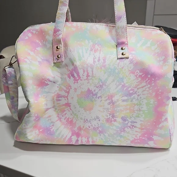 Under One Sky Pastel Travel Bag - Picture 5 of 13